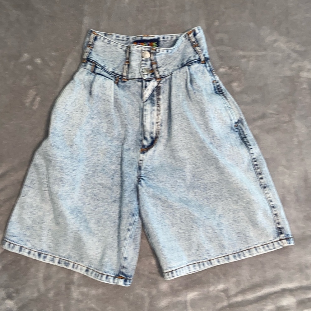 Vintage Crístína 80’s/90’s Acid Wash Paperbag jorts